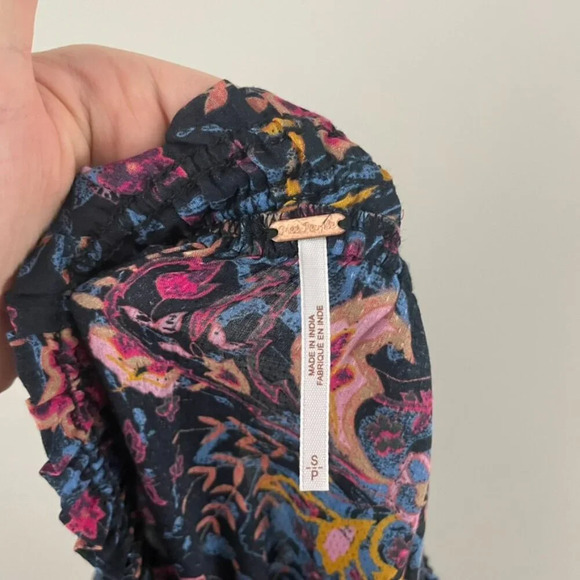 Free People Free Spirit Off The Shoulder Top in Floral Multi Size Small - Picture 3 of 6